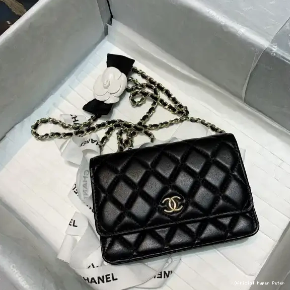 Hyper Peter ON WALLET CHAIN MINI CHANEL 0626